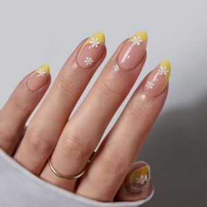 BTArtbox French Tip Press On Nails – Lamp-Curable Short Almond Press On Nails with Glue for Women, Semi-Transparent Soft Gel Glue On Nails in 16 Sizes – 32 Stick On Nails Kit, Daisy