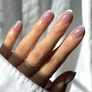 Glamnetic Press On Nails – Fairy Dust | Short Oval Beige-Pink Nails with a Mesmerizing Metallic Finish | 15 Sizes – 30 Nail Kit with Glue