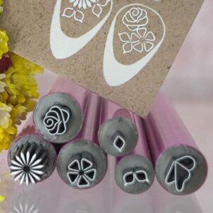 Flower Nail Art Stamp Pen Set – Easy to Use DIY Nail Graffiti Dotting Tools for Women & Girls (6pcs)
